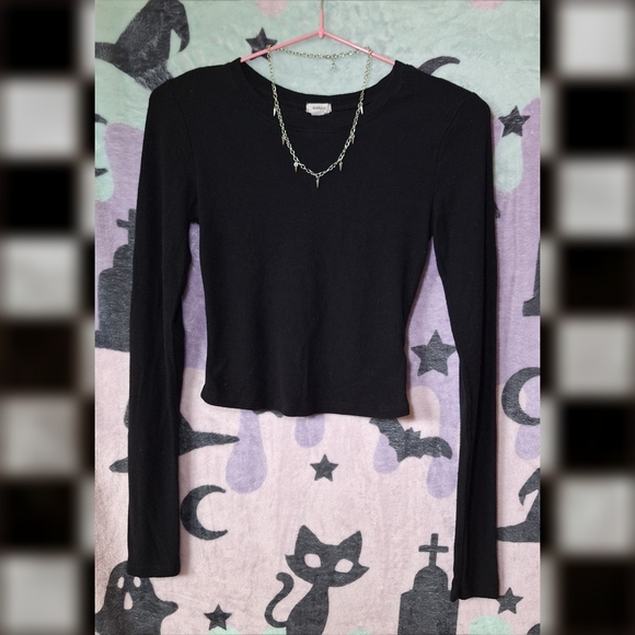 Garage Tops - Crop Top - Black Ribbed Long Sleeve - XS